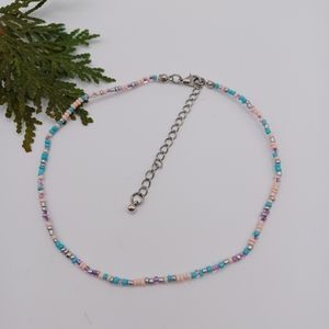 🎁 FREE gift with purchase! Handcrafted Beaded Choker
